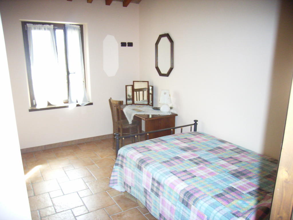 Agriturismo Biologico Villa Rosa Monte Guiduccio Room photo